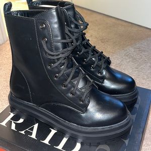 Raid Wild Fit Obay Lace Up ankle boots in black size 8